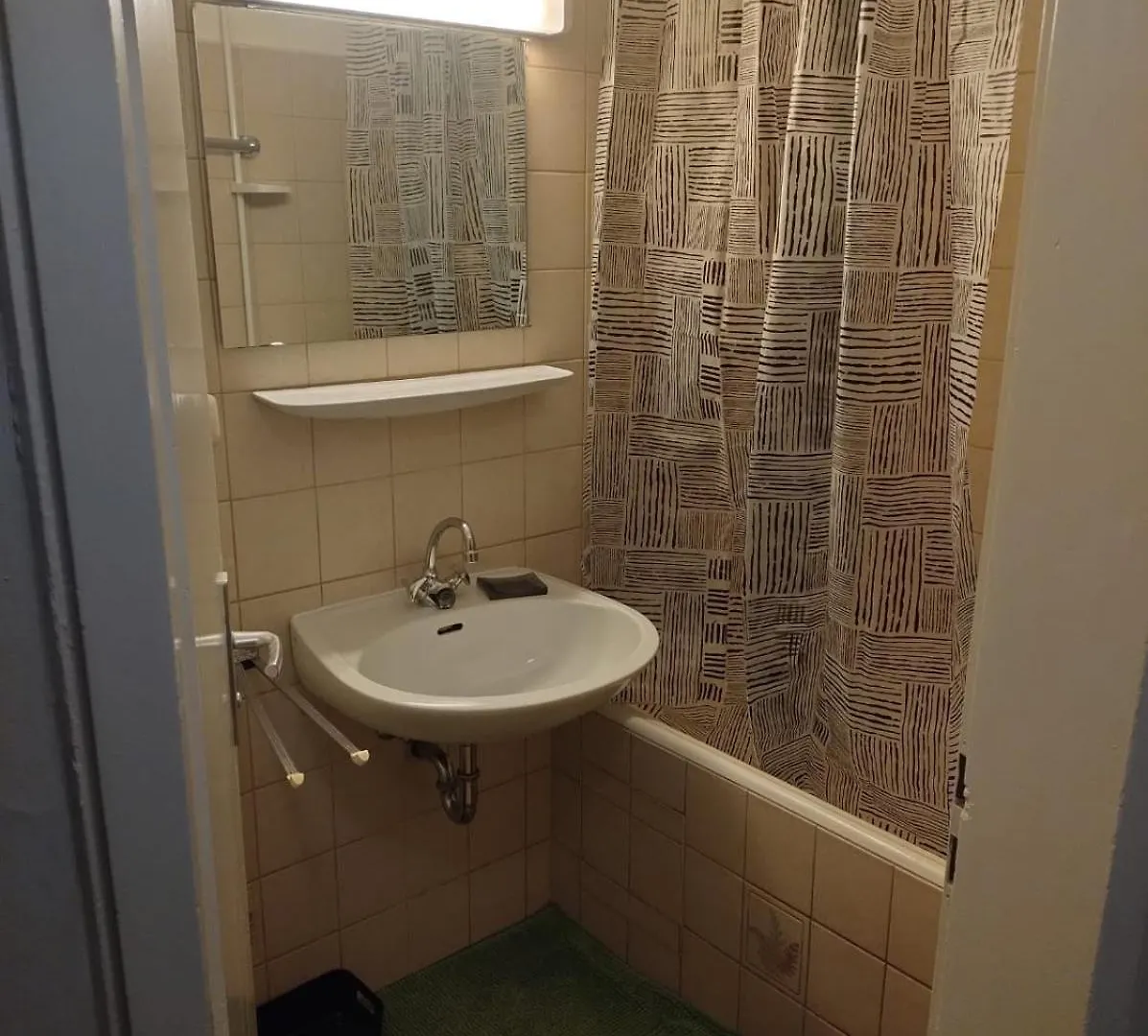 Apartment Zentrale Lage, 2 Zimmer, Voll Ausgestattet, Gute Anbindung Munich Germany